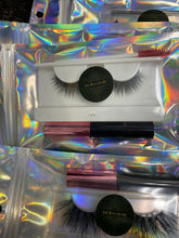 Load image into Gallery viewer, My First Time Eyelashes Kit